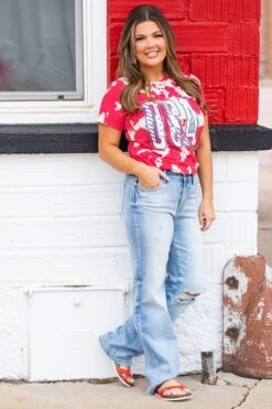 Judy Blue Light Wash Distressed Knee Jeans