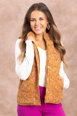 STACCATO Camel Ditsy Floral Channel Quilted Vest