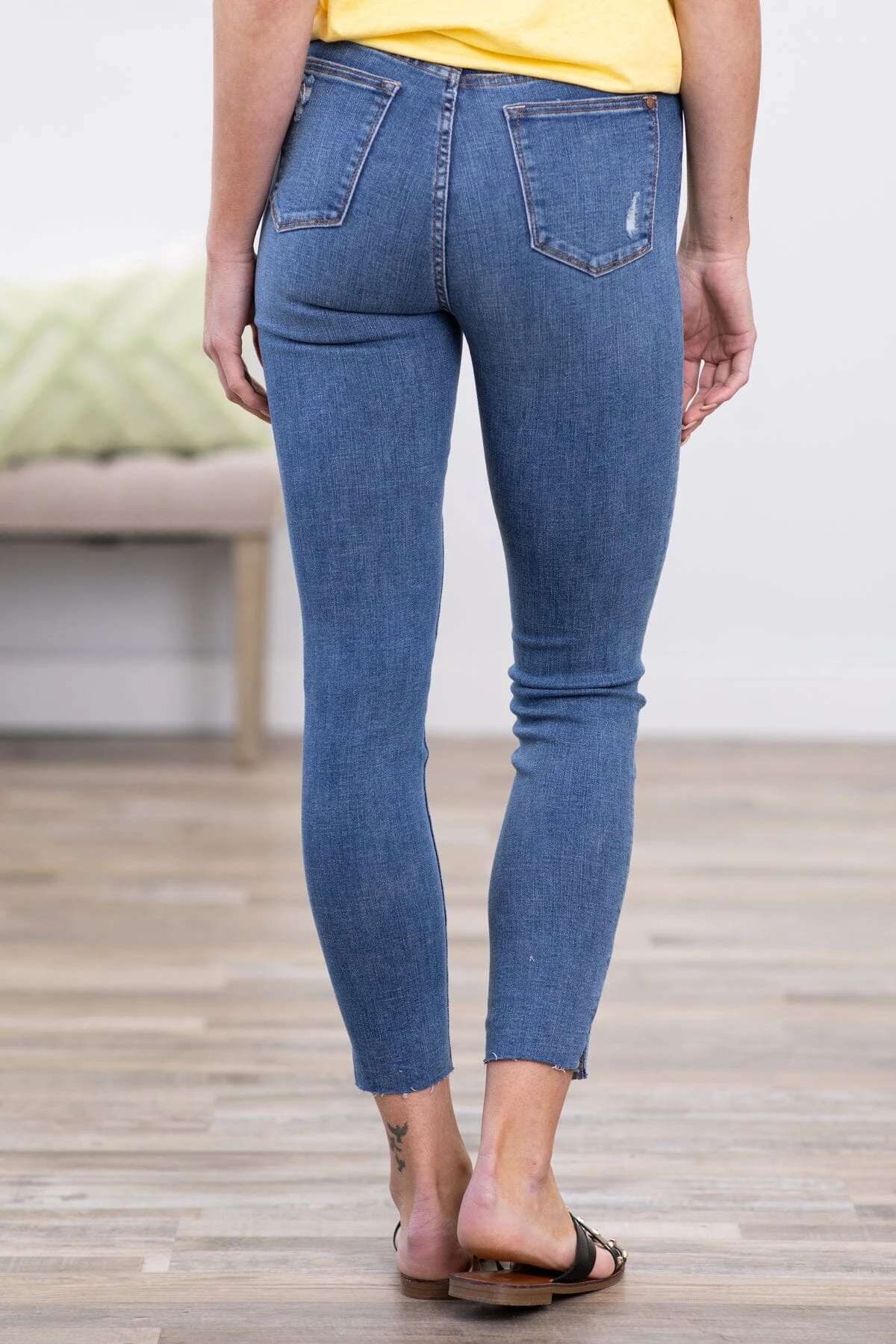 Judy Blue Dandelion Embroidered Jeans - Image 5
