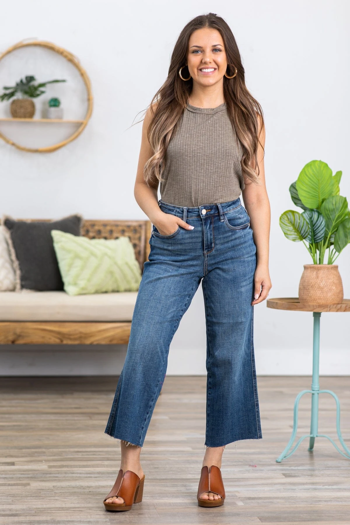 Judy Blue Cropped Wide Leg Jeans - Image 2