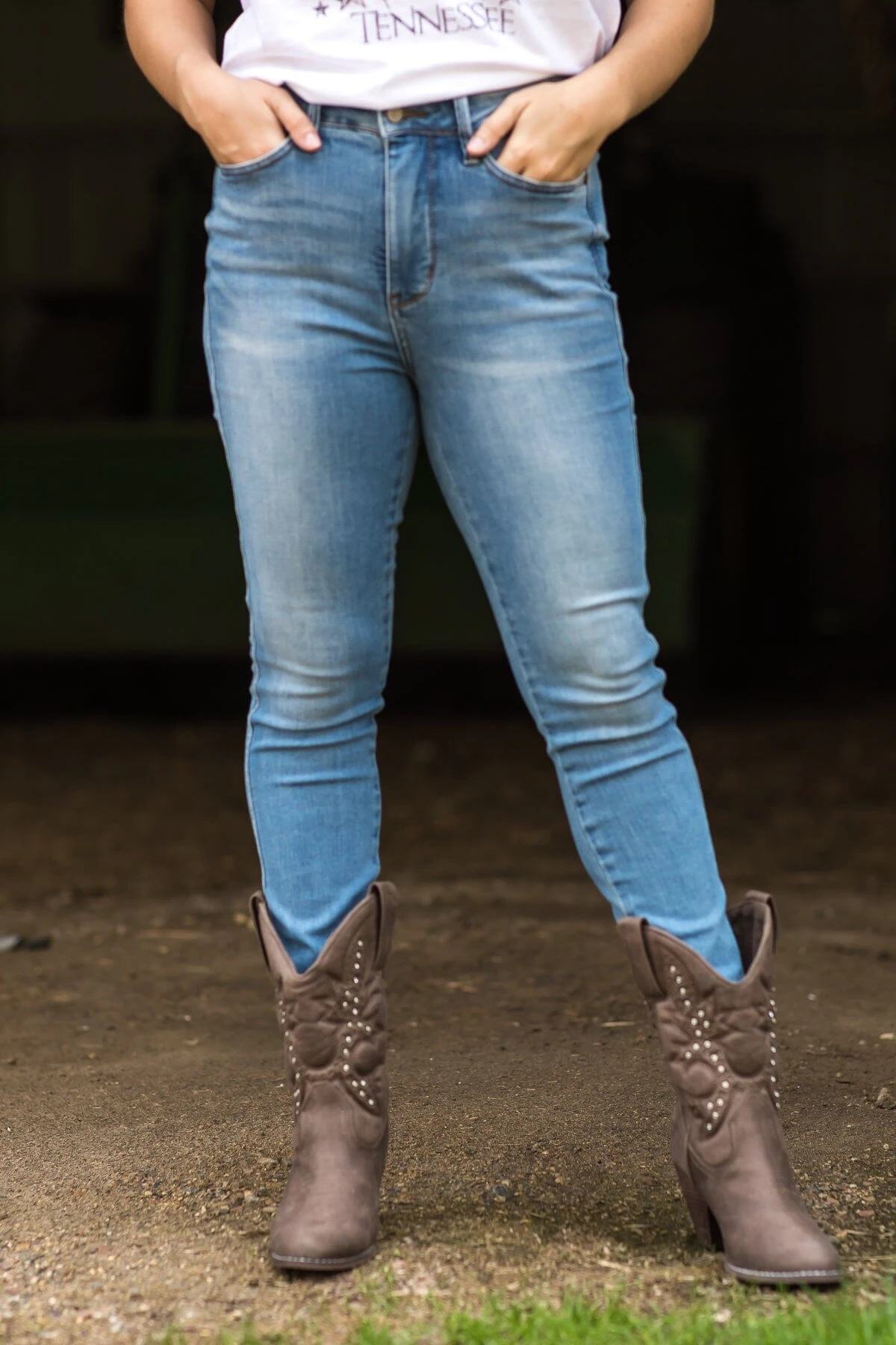 Judy Blue Tummy Control Jeans With Whiskering - Image 3